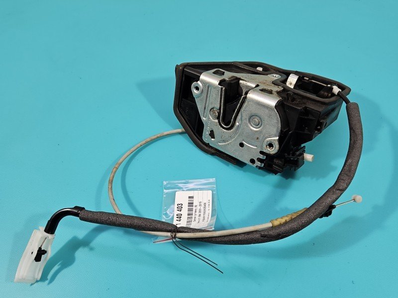 Zamek tył lewy 7229459 BMW X1 E84 Zamek tył lewy 7229459 BMW X1 E84