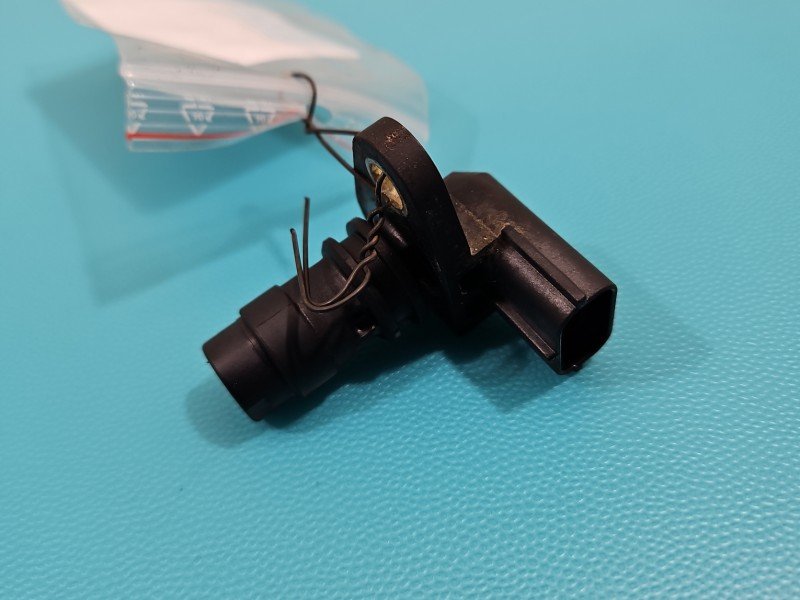 Czujnik położenia wałka rozrządu Volvo S60 I 8627354, 1090010611 Czujnik położenia wałka rozrządu Volvo S60 I 8627354, 1090010611