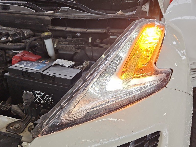 Reflektor lewy lampa przód Nissan Juke I F15 10-19 EUROPA Reflektor lewy lampa przód Nissan Juke I F15 10-19 EUROPA