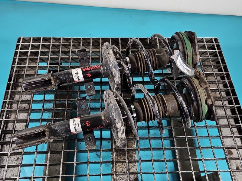 Amortyzator przód komplet lewy prawy Renault Modus L+P Amortyzator przód komplet lewy prawy Renault Modus L+P