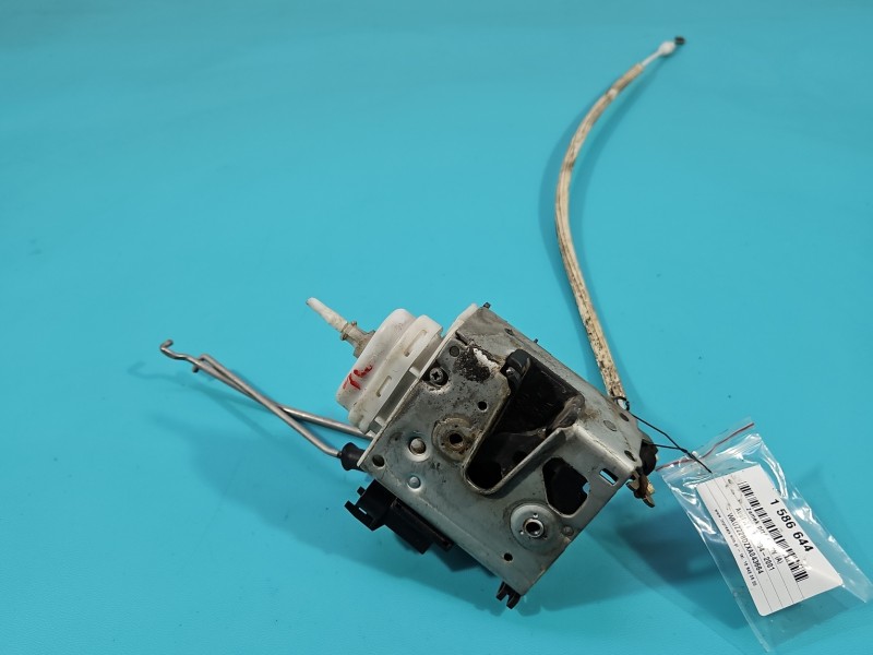 Zamek przód lewy Audi A4 B5 EUROPA 8D1837015F
