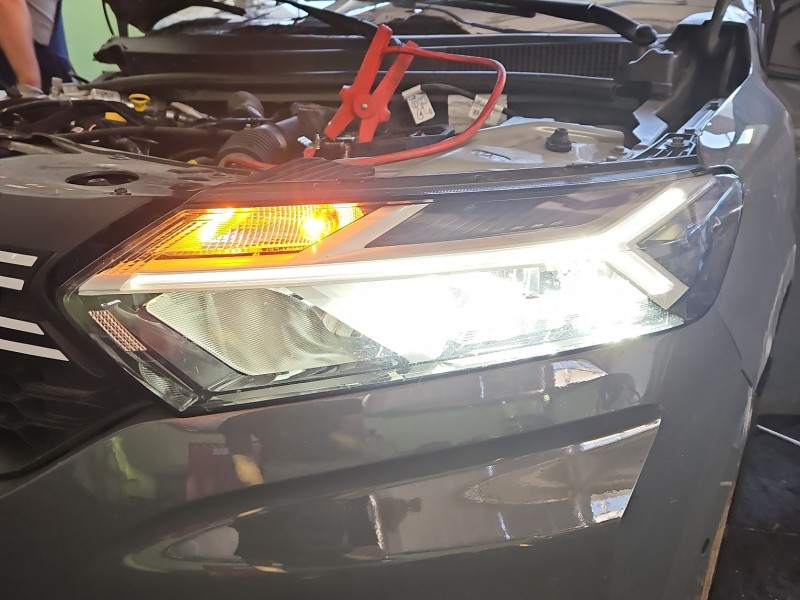 Reflektor lewy lampa przód Dacia Sandero III 20- EUROPA 260602561R