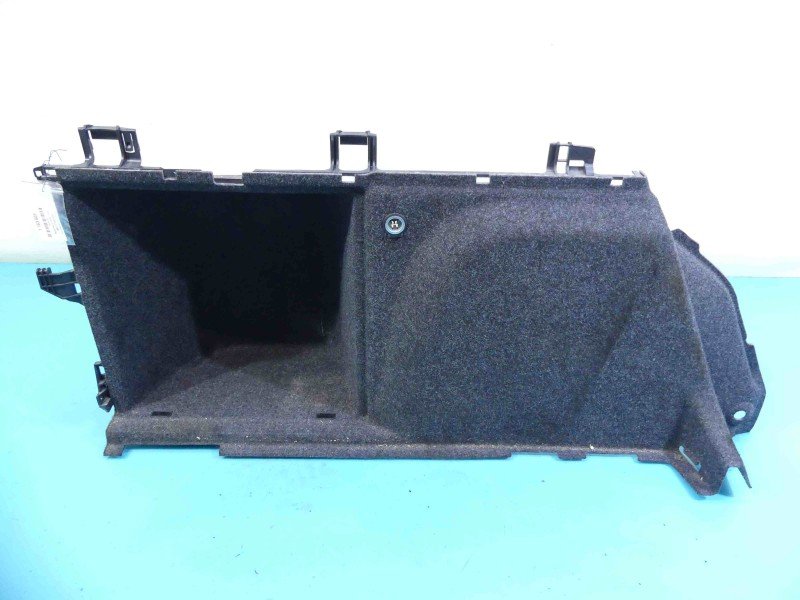Tapicerka bagażnika lewa boczek Skoda Superb II 3T9867427B