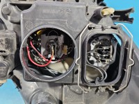 Reflektor lewy lampa przód Renault Clio III EUROPA 8200261610, 89901156