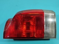 Lampa tył prawa Producent części: Volvo, 2 elementy, komplet, drobne rysy Volvo V70 II kombi EUROPA