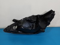 Reflektor prawy lampa przód Peugeot 308 II T9 EUROPA 9677522980, 9677522980-00