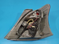 Lampa tył lewa Toyota Yaris II HB uszkodzony rant klosza Koito LIFT 09-11 led EUROPA