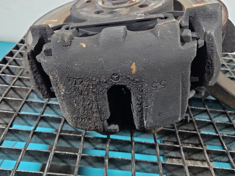 Zacisk przód lewy Mercedes ML W164 3.0 cdi