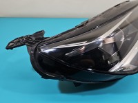 Reflektor prawy lampa przód Opel Corsa F EUROPA