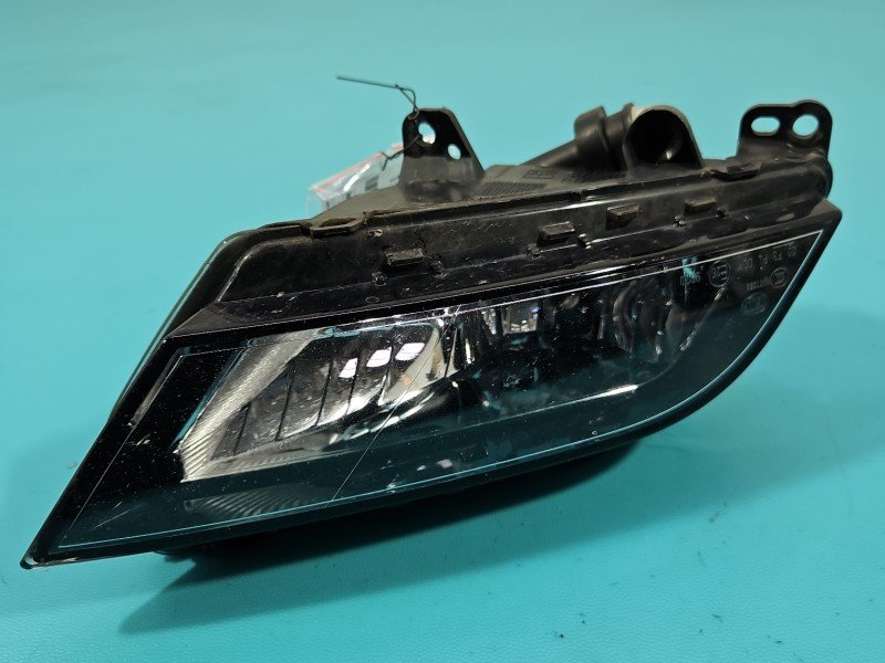 Halogen prawy Seat Ibiza IV 6J