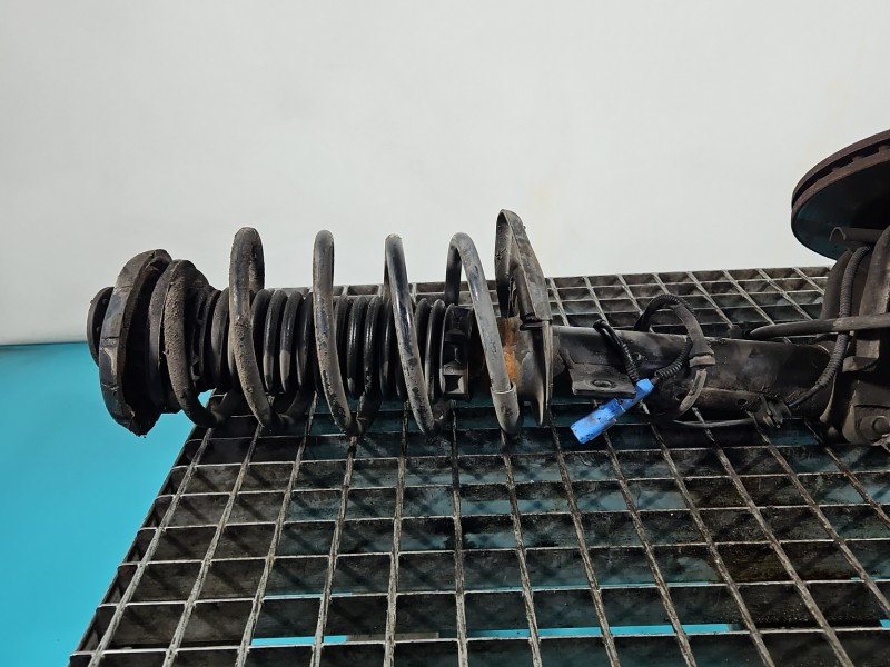 Amortyzator przód lewy przedni Citroen C4 Cactus 14-20