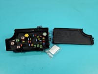 Skrzynka bezpieczników Dodge Caliber P68028007AC