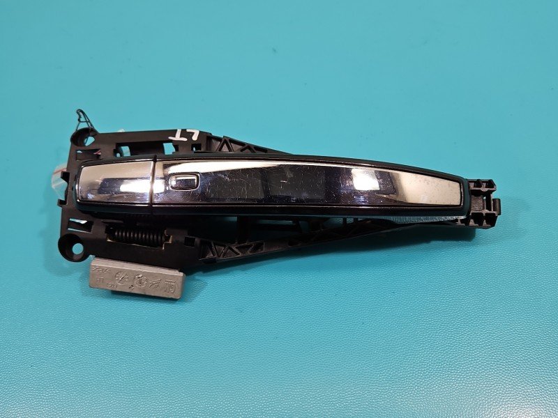 Klamka tył lewa zewnętrzna Opel Insignia A Klamka tył lewa zewnętrzna Opel Insignia A
