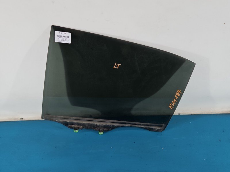 Szyba drzwi tył lewa Toyota Corolla E21 19- sedan