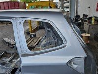 Błotnik tył lewy Subaru Forester IV SJ 12-18 ćwiartka srebrny G1U