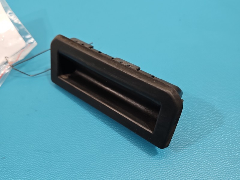 Klamka klapy tył Skoda Scala 2019- 6V0827566