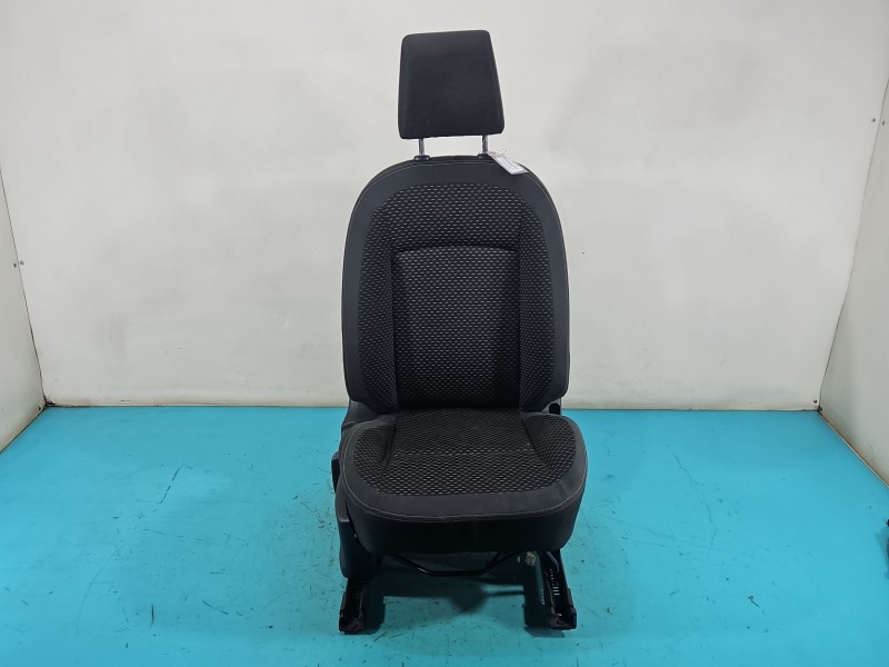 Fotel prawy przód pasażera Nissan Qashqai I J10 06-13 5d EUROPA