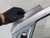 DRZWI PRZÓD LEWE KIEROWCY Toyota Aygo II 14-22 5d srebrny 1E7/FB21
