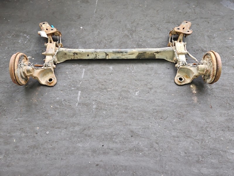 Tylna belka oś tył Citroen C3 I 1.4 8V wiel