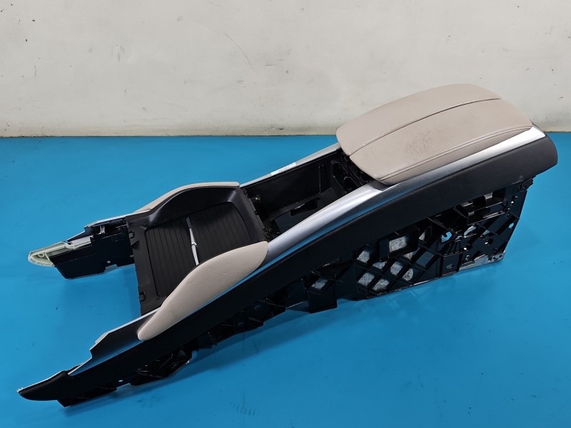 Podłokietnik TUNEL BMW X6 E71 5289498 EUROPA