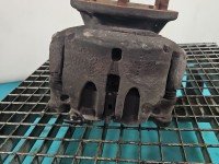 Zacisk przód prawy Iveco Daily IV 06-14 2.3 HPI