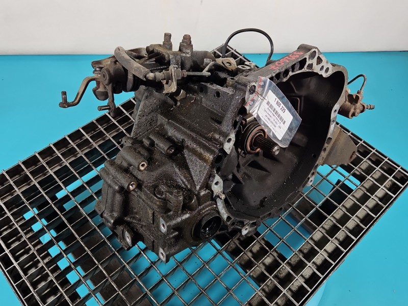 Skrzynia biegów 31115-05010 Toyota Avensis II T25 1.8 vvti