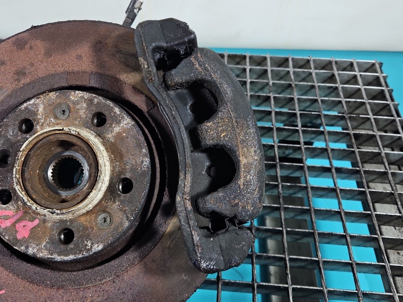 Zacisk przód prawy Fiat Scudo II 06- 2.0 jtd