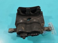 Zacisk przód lewy Mercedes CLA C118 X118 1.3b