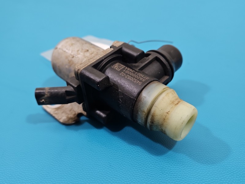 Zawór wody BMW iX3 G08 elektrozawór 9452052