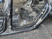 Próg lewy SŁUPEK ŚRODKOWY B Audi A4 B9 kombi 5d LY9T