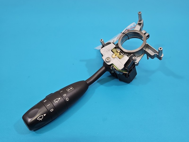 Przełącznik zespolony Mercedes W245 281924