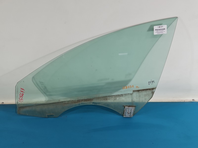 Szyba drzwi przód lewa Mercedes CLS II C218 W218 218 sedan