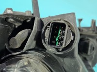 Reflektor prawy lampa przód Kia Sportage III 10-15 EUROPA