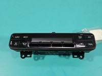 Konsola panel nawiewu Toyota Auris II 75H695