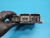 Komputer Sterownik silnika 0281015847, 9674245180 Peugeot 308 I T7 1.6 hdi