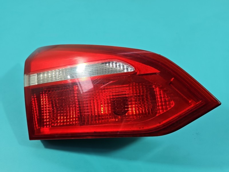 Lampa tył lewa Ford Focus Mk3 kombi Producent części: FORD, KOMBI KLAPY BAGAŻNIKA 14-18 LIFT, F1EB-13A603-BA EUROPA
