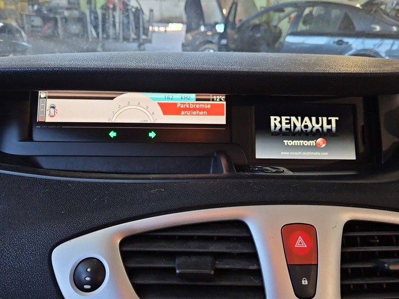 Licznik Renault Scenic III 248105356R 1.4 TCe (H4JA700) EUROPA