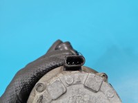 Pompka obiegu wody pompa Mercedes W213 2.0 CDI 0392024050, A0005002686