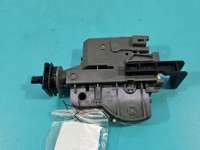 Siłownik klapki wlewu paliwa Toyota Rav4 V