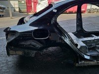Błotnik tył prawy Mercedes W205 czarny 197 ćwiartka