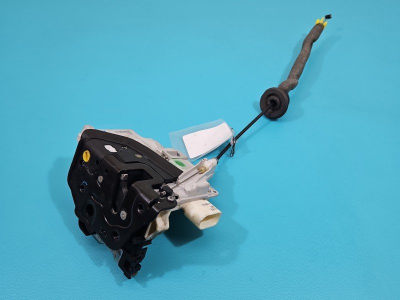 Zamek tył lewy 4G0839015A AUDI A6 C7 Producent części: Audi, SEDAN 9pin