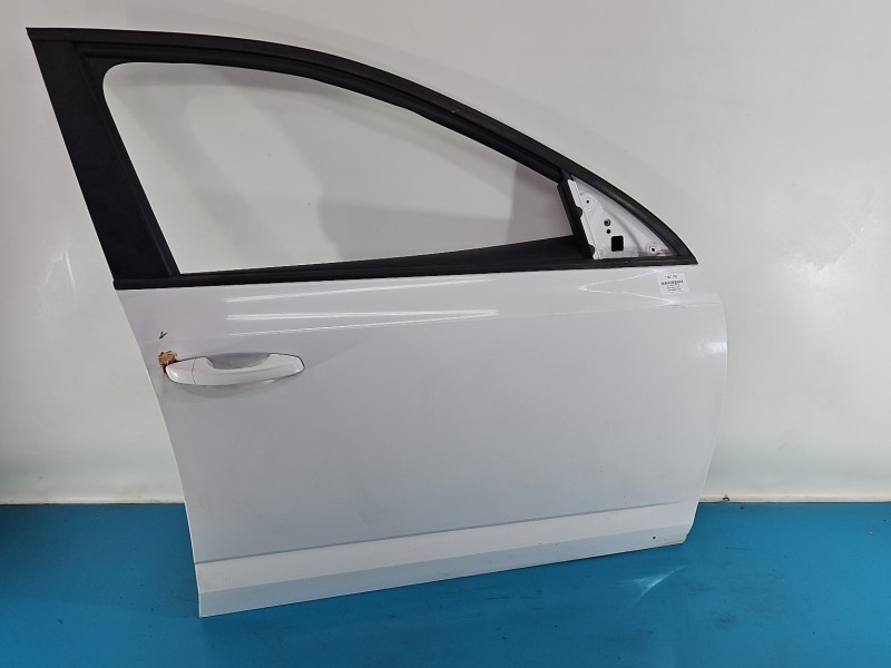 DRZWI PRZÓD PRAWE PASAŻERA Skoda Octavia III 5d LF9E
