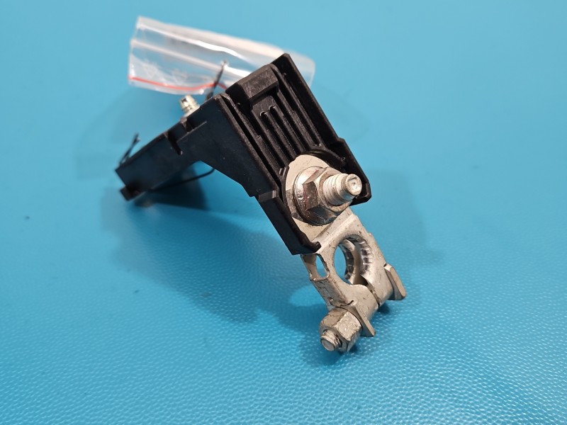 KLEMA INSTALACJA WIĄZKA PLUSOWA PLUS Toyota Auris II