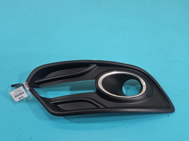 Zaślepka kratka zderzaka prawa atrapa Renault Megane III 261A25882R, 261A24631R