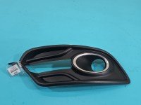 Zaślepka kratka zderzaka prawa atrapa Renault Megane III 261A25882R, 261A24631R