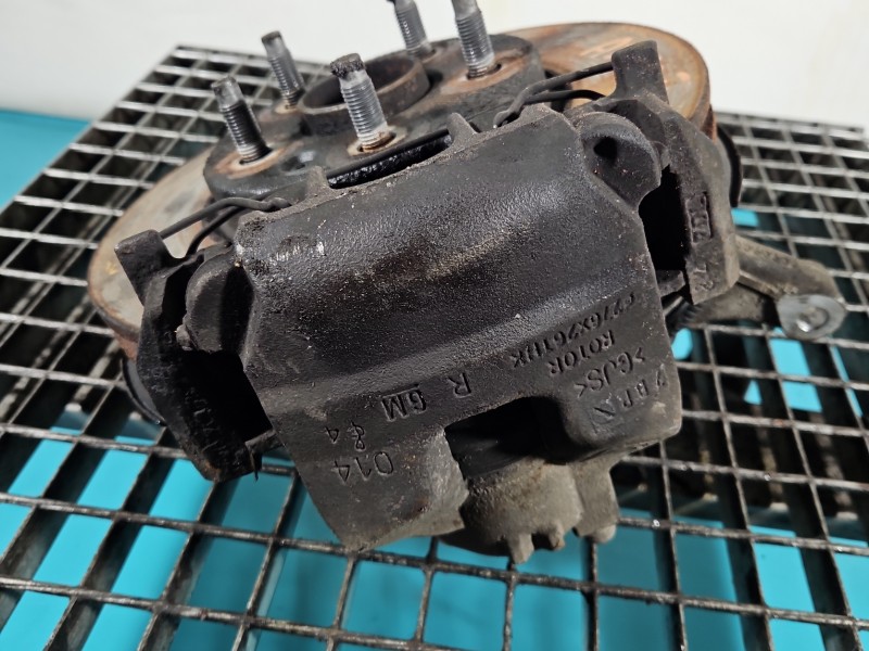 Zacisk przód prawy Opel Astra V K 1.6 cdti (LWQ)