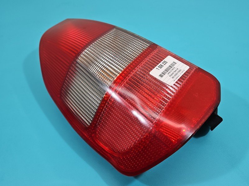 Lampa tył lewa Mitsubishi Space star HB