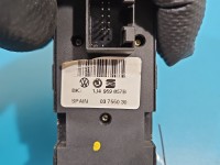 Przełącznik szyb Vw Passat B5 1J4959857B Volkswagen, Uszkodzone mocowanie EU