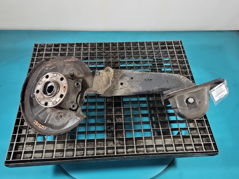 Piasta koła tył lewa zwrotnica łożysko Skoda Superb III 2.0 tdi