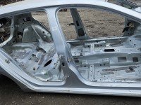 Próg prawy SŁUPEK ŚRODKOWY B Vw Golf VII HB 5d srebrny